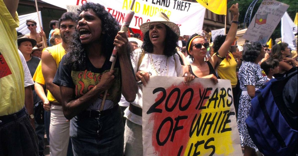 Australie : le peuple a voté, les aborigènes n&rsquo;ont pas &laquo;&nbsp;voix&nbsp;&raquo; au&nbsp;chapitre